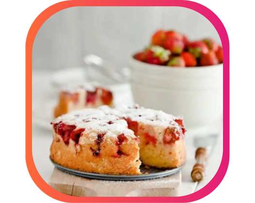 GATEAU AUX FRAISES ET A LA CRÈME FRAÎCHE