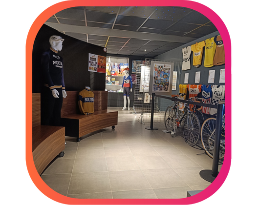 HOMMAGE À UNE LÉGENDE DU CYCLISME